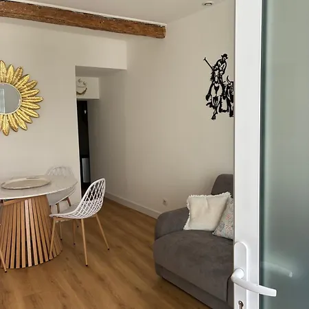 Charmante Maison De Village Renovee En 2026